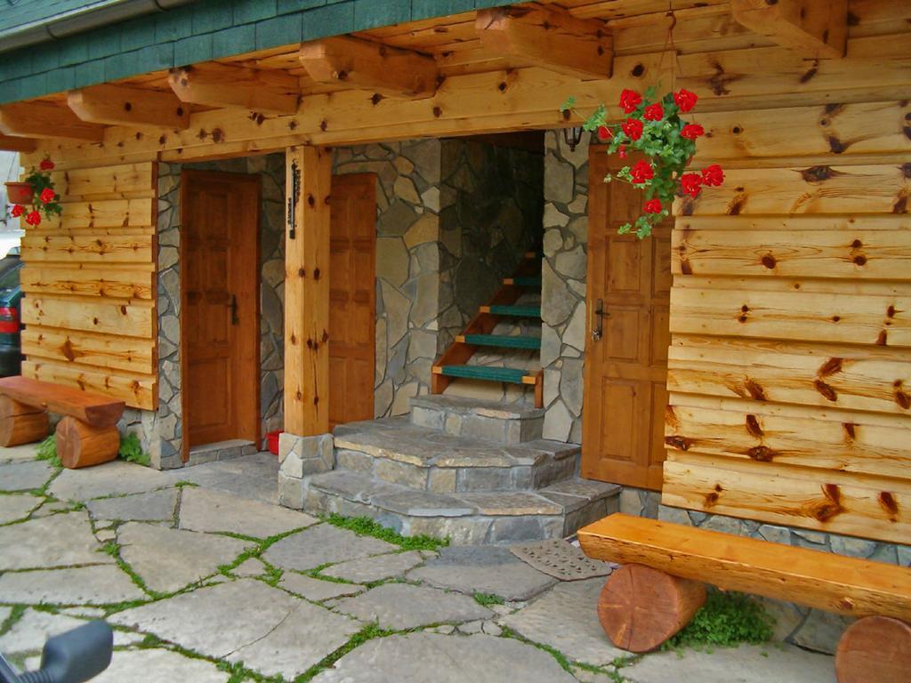 Penzion A Drevenica Pri Hati Terchova Exterior photo